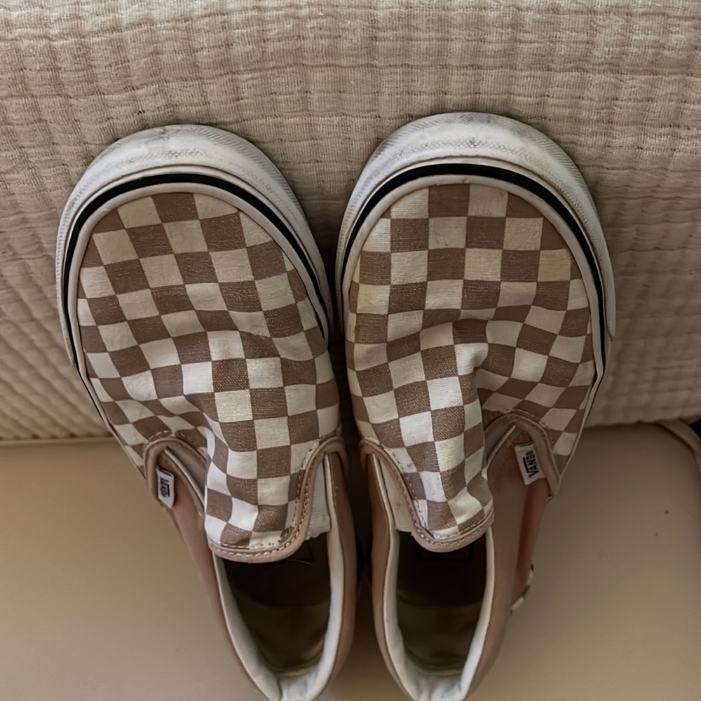 Vans Slip-On Checkerboard Sneakers in Beige and White - Picture 3 of 3